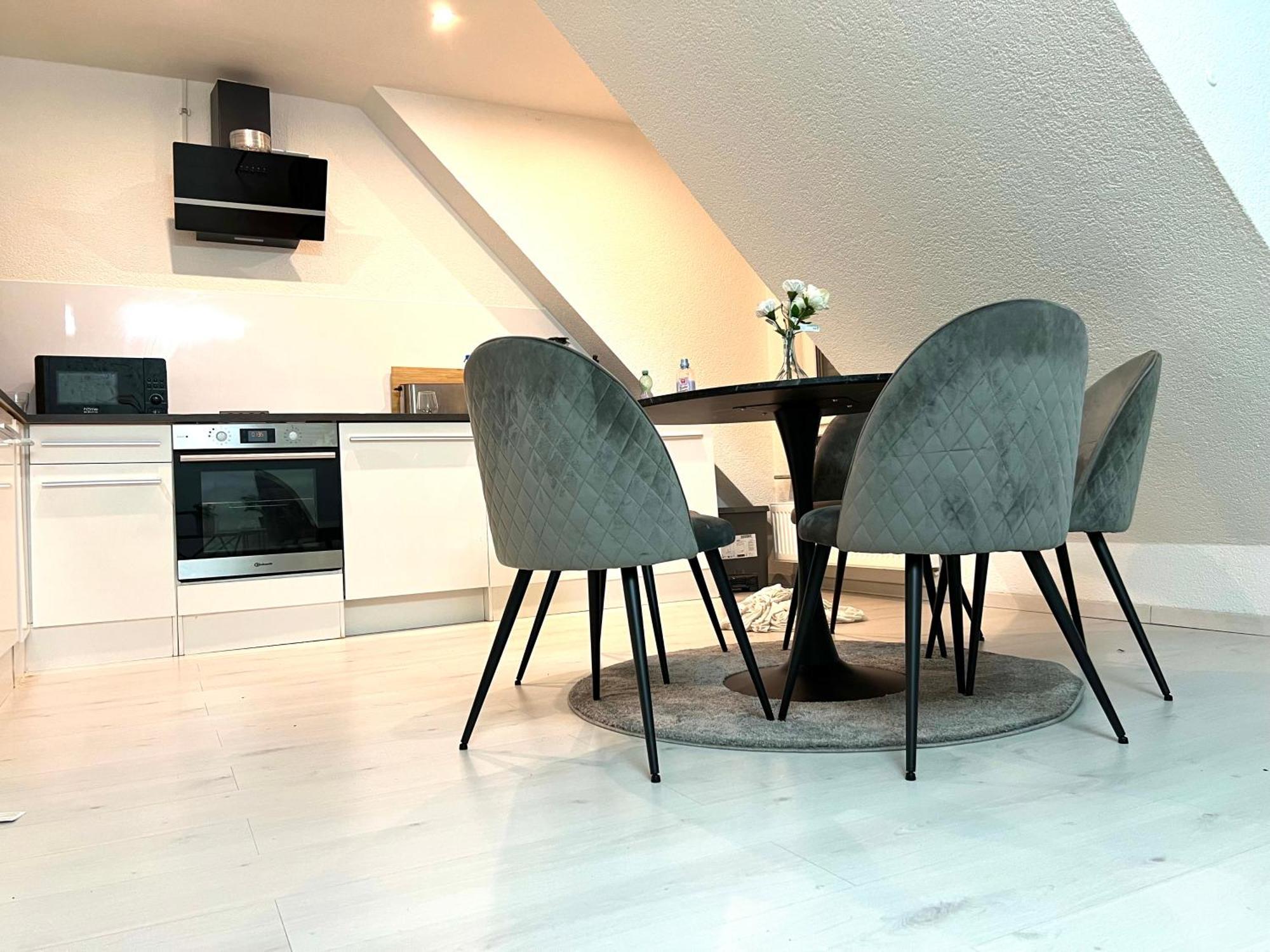 Luxus Maisonette Wohnung Am See, Wehome Premium Sankt Leon-Rot Buitenkant foto