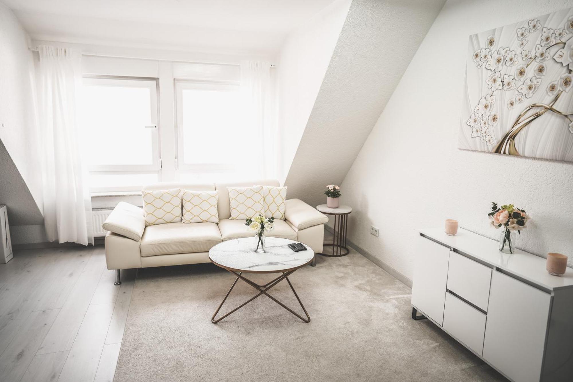 Luxus Maisonette Wohnung Am See, Wehome Premium Sankt Leon-Rot Buitenkant foto
