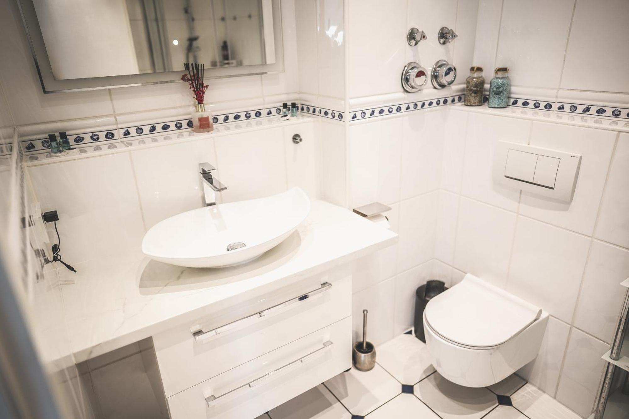 Luxus Maisonette Wohnung Am See, Wehome Premium Sankt Leon-Rot Buitenkant foto