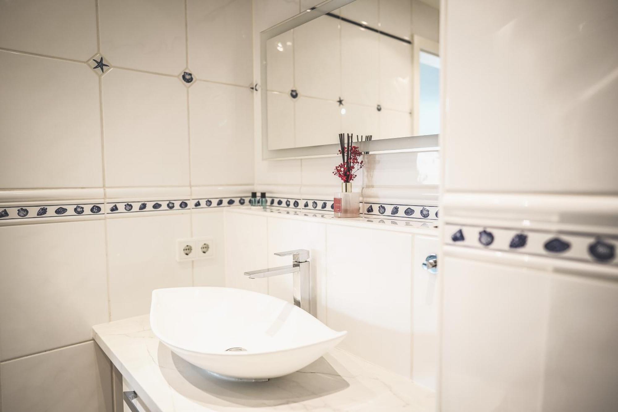 Luxus Maisonette Wohnung Am See, Wehome Premium Sankt Leon-Rot Buitenkant foto