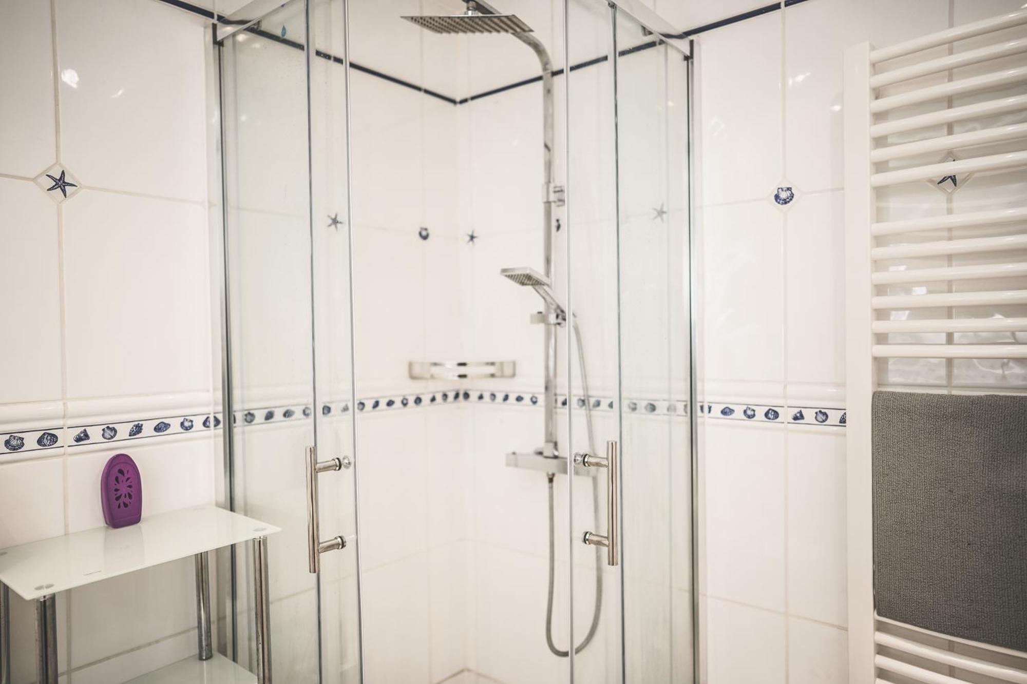Luxus Maisonette Wohnung Am See, Wehome Premium Sankt Leon-Rot Buitenkant foto